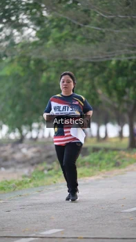 Runner Photo 4323857