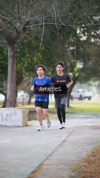 Runner Photo 4323869