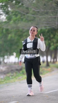 Runner Photo 4323876