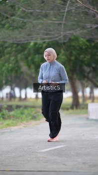 Runner Photo 4323884