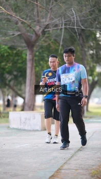 Runner Photo 4323900
