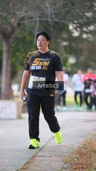 Runner Photo 4323904