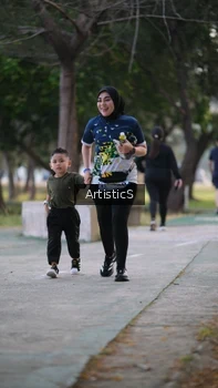 Runner Photo 4323916