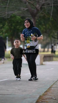 Runner Photo 4323917