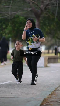 Runner Photo 4323918