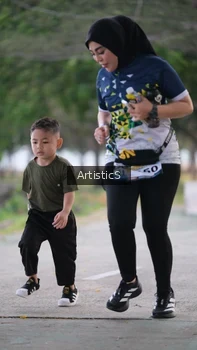 Runner Photo 4323924