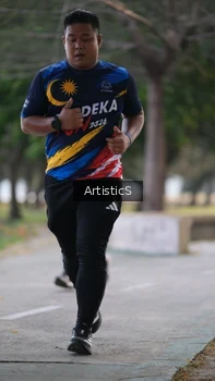 Runner Photo 4323936