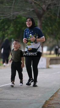 Runner Photo 4323937