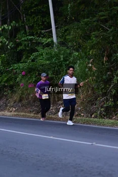 Runner Photo 4323939