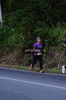 Runner Photo 4323949