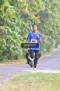 Runner Photo 4324025