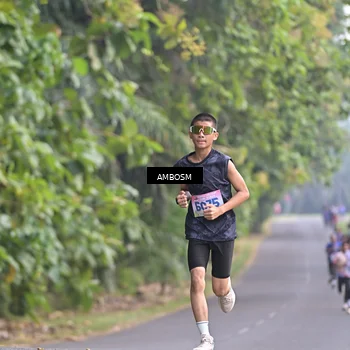 Runner Photo 4324032