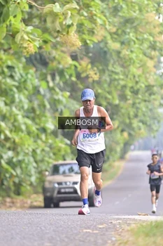Runner Photo 4324038