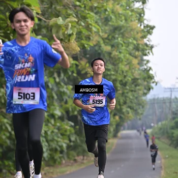 Runner Photo 4324060