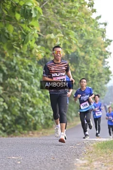 Runner Photo 4324065