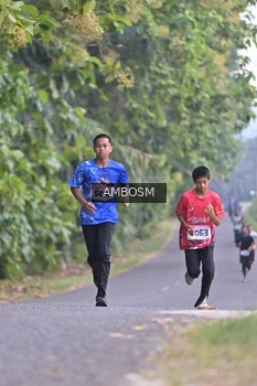Runner Photo 4324070
