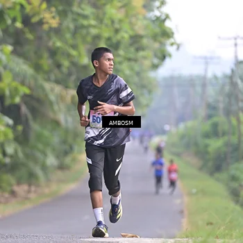 Runner Photo 4324073