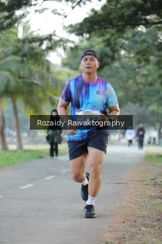 Runner Photo 4324092