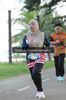 Runner Photo 4324115