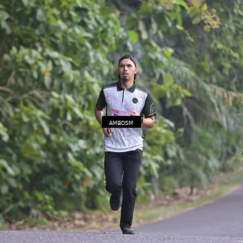 Runner Photo 4324129