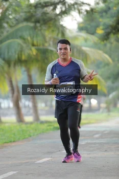 Runner Photo 4324131