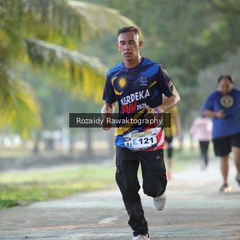 Runner Photo 4324145