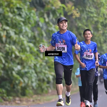 Runner Photo 4324147