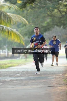 Runner Photo 4324148