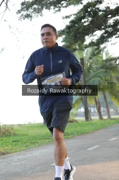 Runner Photo 4324154