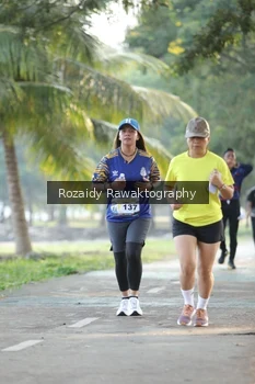 Runner Photo 4324172