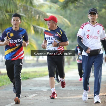 Runner Photo 4324190