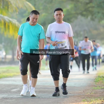 Runner Photo 4324191