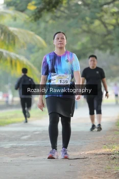 Runner Photo 4324204