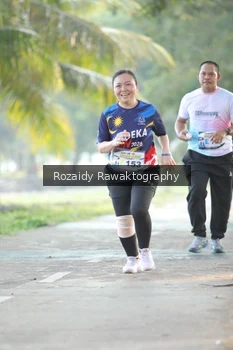 Runner Photo 4324212
