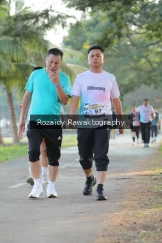 Runner Photo 4324218