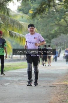 Runner Photo 4324220