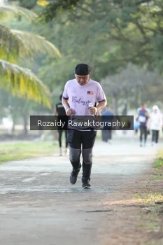 Runner Photo 4324223