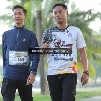Runner Photo 4324235