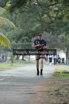 Runner Photo 4324246