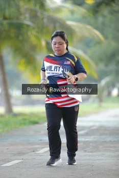Runner Photo 4324249