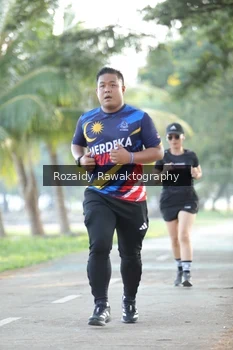 Runner Photo 4324287