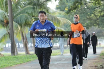 Runner Photo 4324305