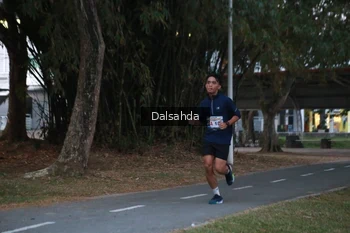 Runner Photo 4324674