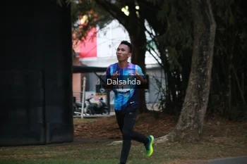 Runner Photo 4324680