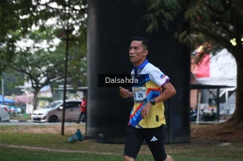 Runner Photo 4324697