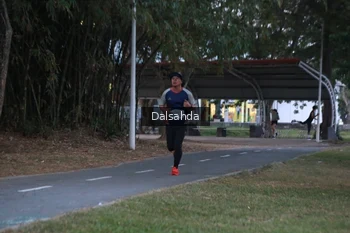 Runner Photo 4324716