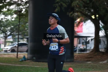 Runner Photo 4324723