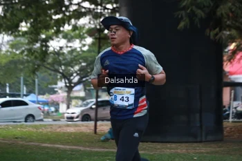 Runner Photo 4324728