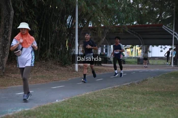 Runner Photo 4324731