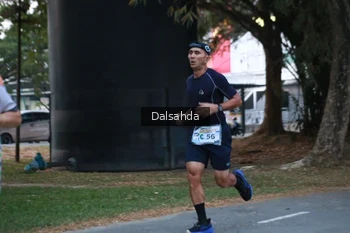 Runner Photo 4324734